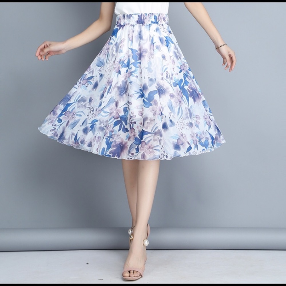 Chiffon midi summer skirt Blue and White